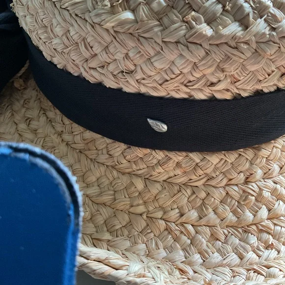 Helen Kaminski Raffia Straw Hat with Black Ribbon Handmade in Madagascar - Picture 8 of 10